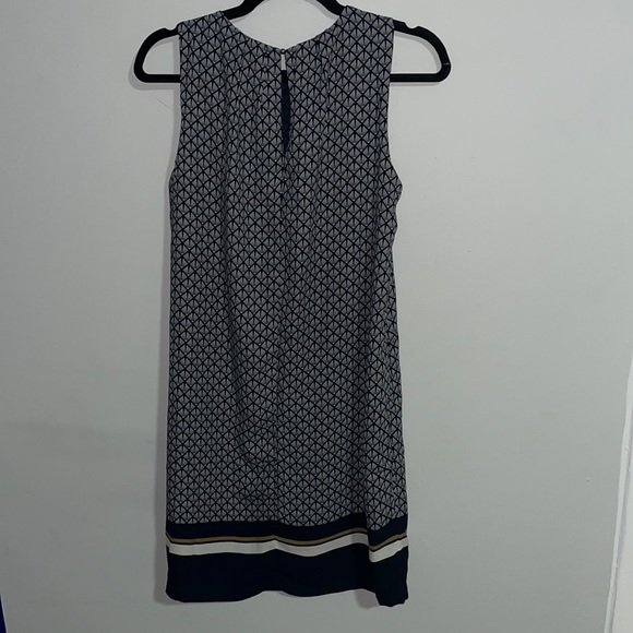 H&M Navy Patterned Sleeveless Dress - Picture 2 of 4